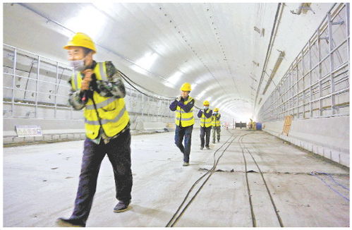 万里黄河第一隧预计10月通车